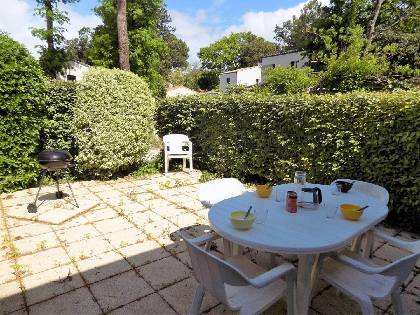 Meschers Sur Gironde - Maisonnette De Vacances - Terrasse - Proche Plage Bagian luar foto