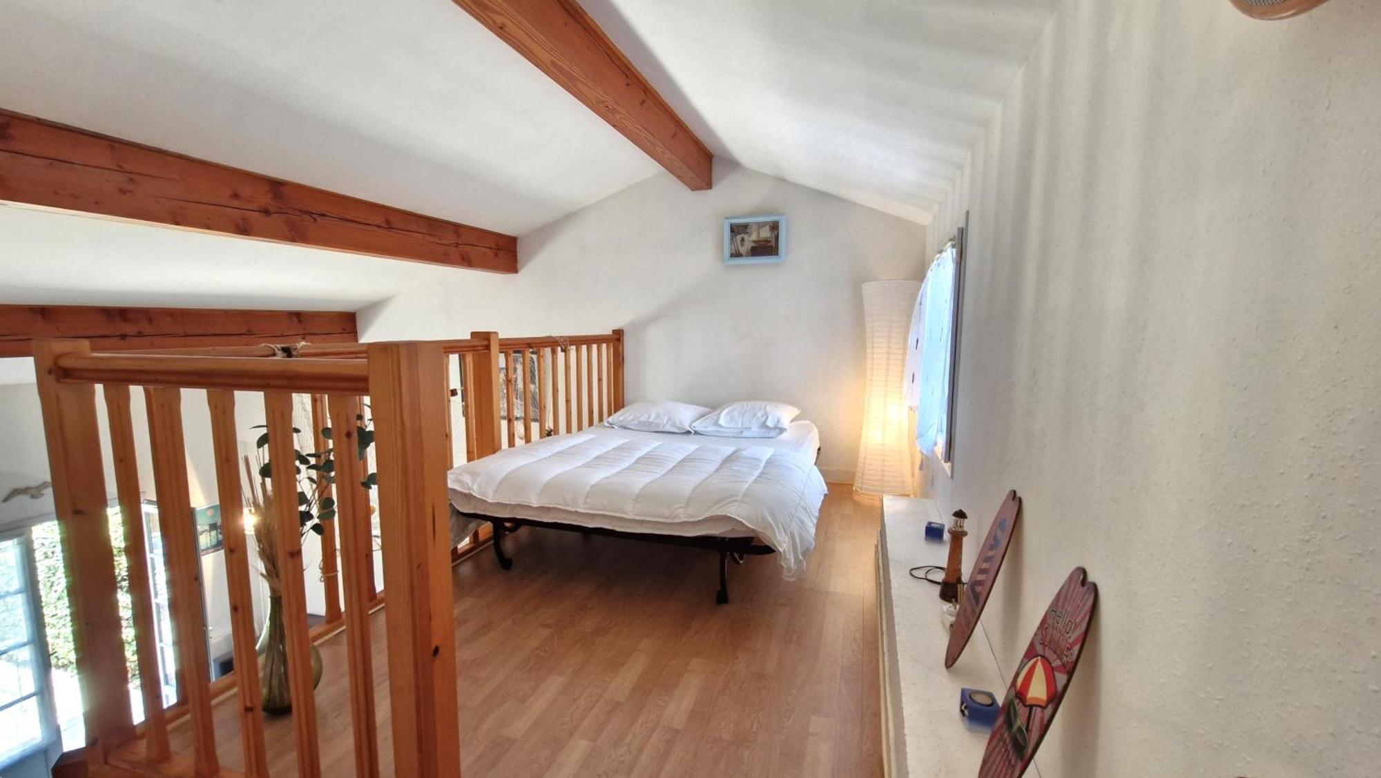 Meschers Sur Gironde - Maisonnette De Vacances - Terrasse - Proche Plage Bagian luar foto