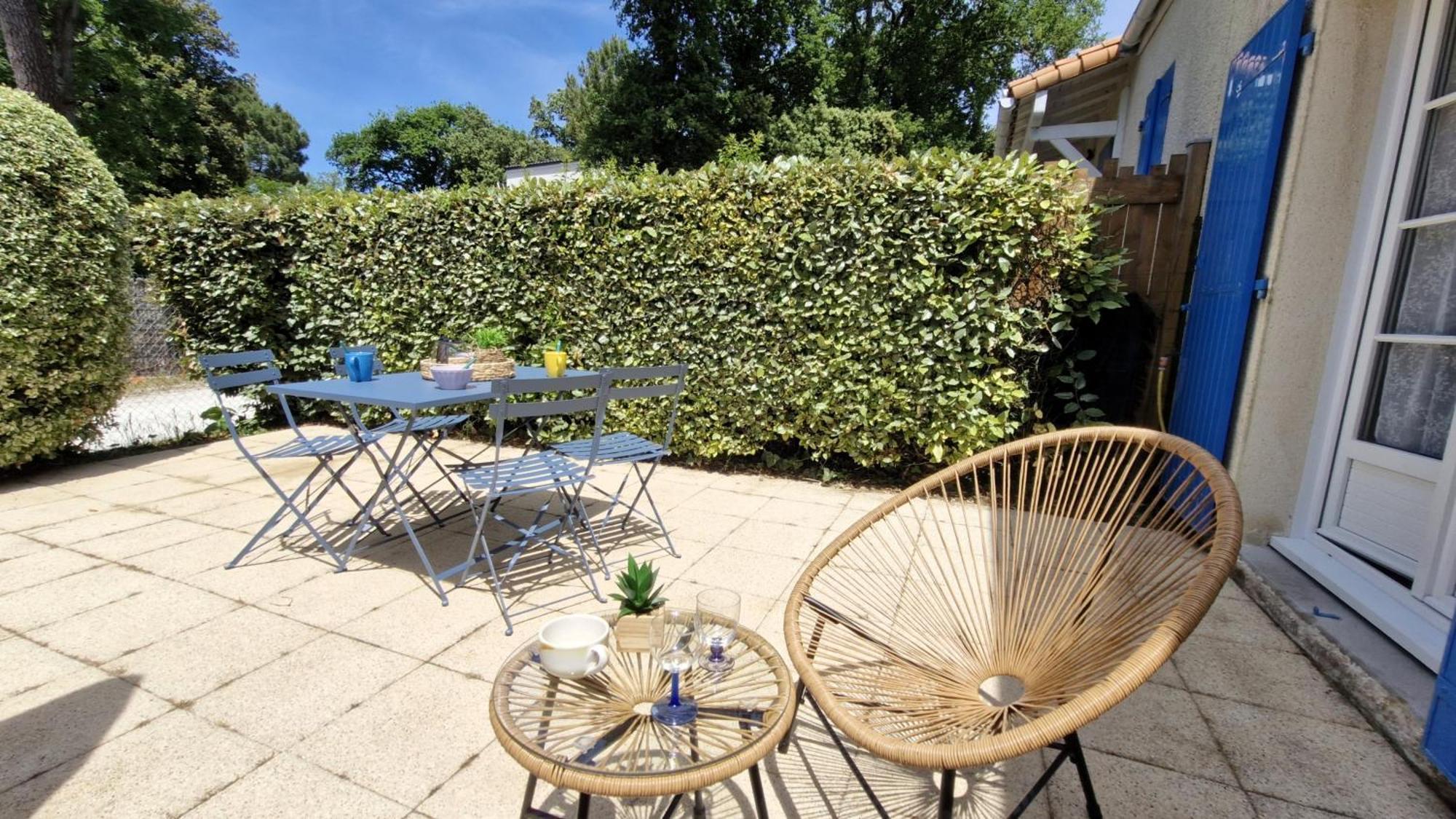 Meschers Sur Gironde - Maisonnette De Vacances - Terrasse - Proche Plage Bagian luar foto