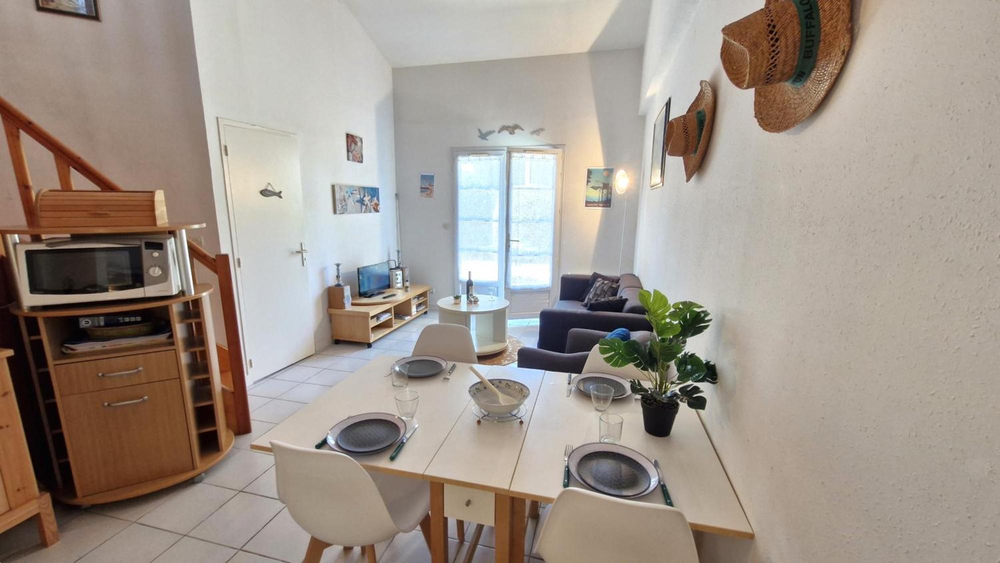 Meschers Sur Gironde - Maisonnette De Vacances - Terrasse - Proche Plage Bagian luar foto